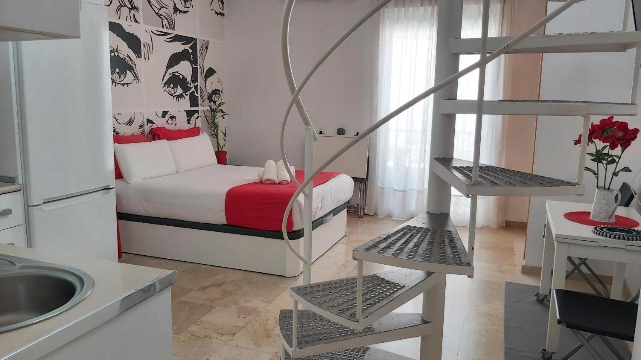 דירות מאלגה Del Parque Flats Atico Pena מראה חיצוני תמונה